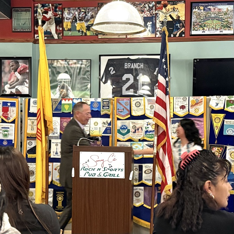 Haley accepts ting her certificate