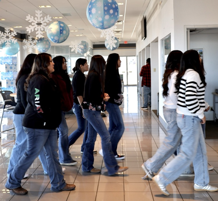 Ramah 10th Graders visiting car dealership in Gallup.