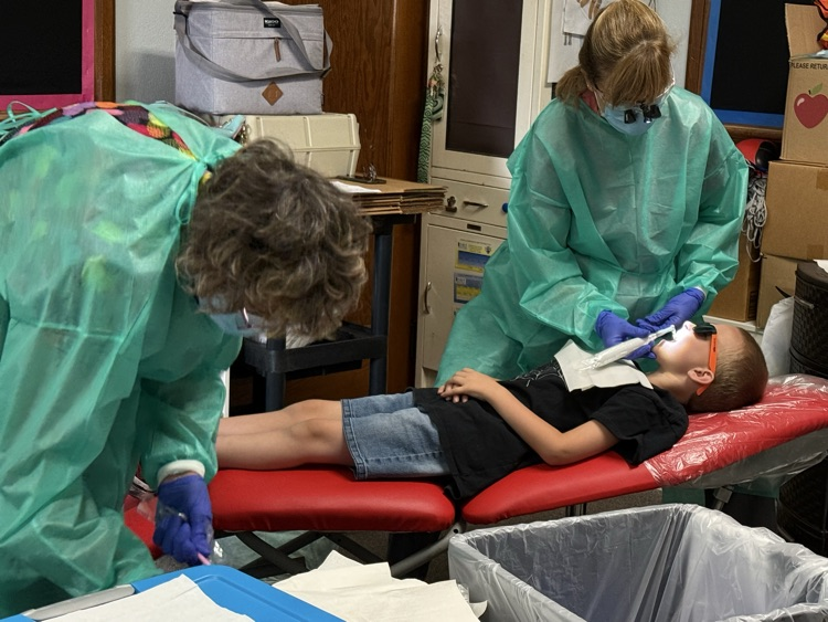 Mobile dental clinic