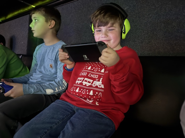 game on Illinois gaming trailer