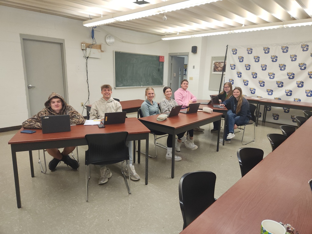 Juniors on the last day of early morning ACT prep