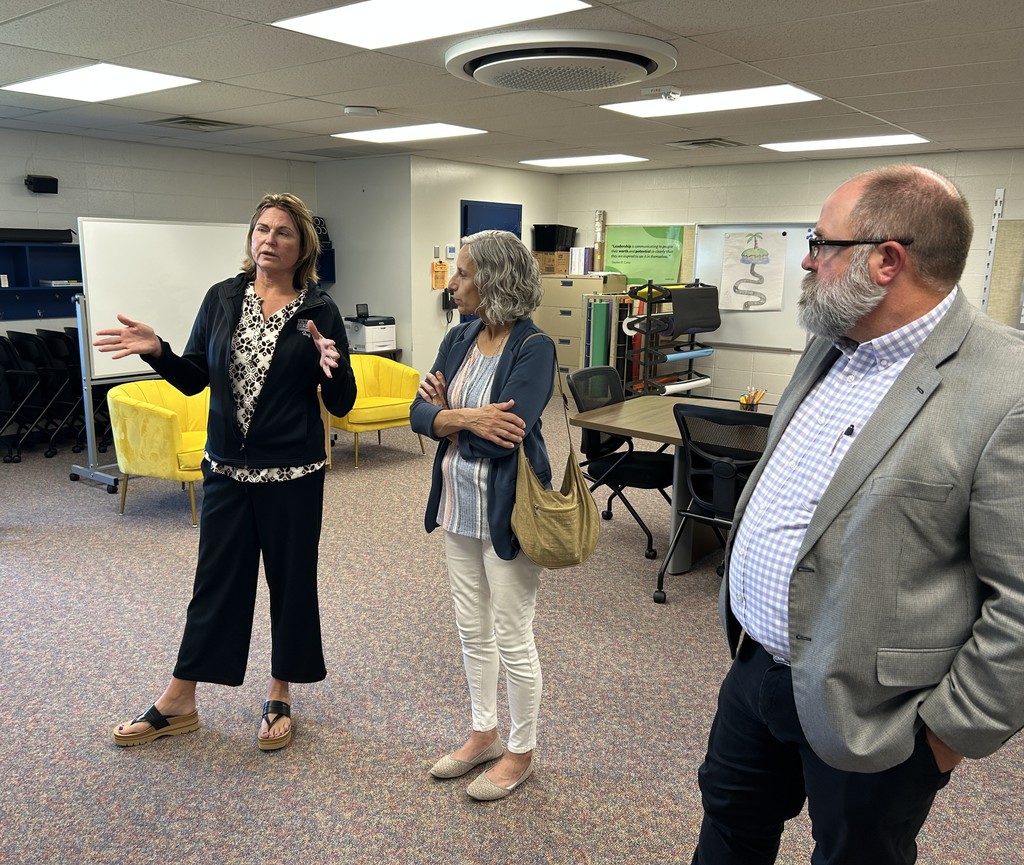 Cathy Hopkins visit to district 