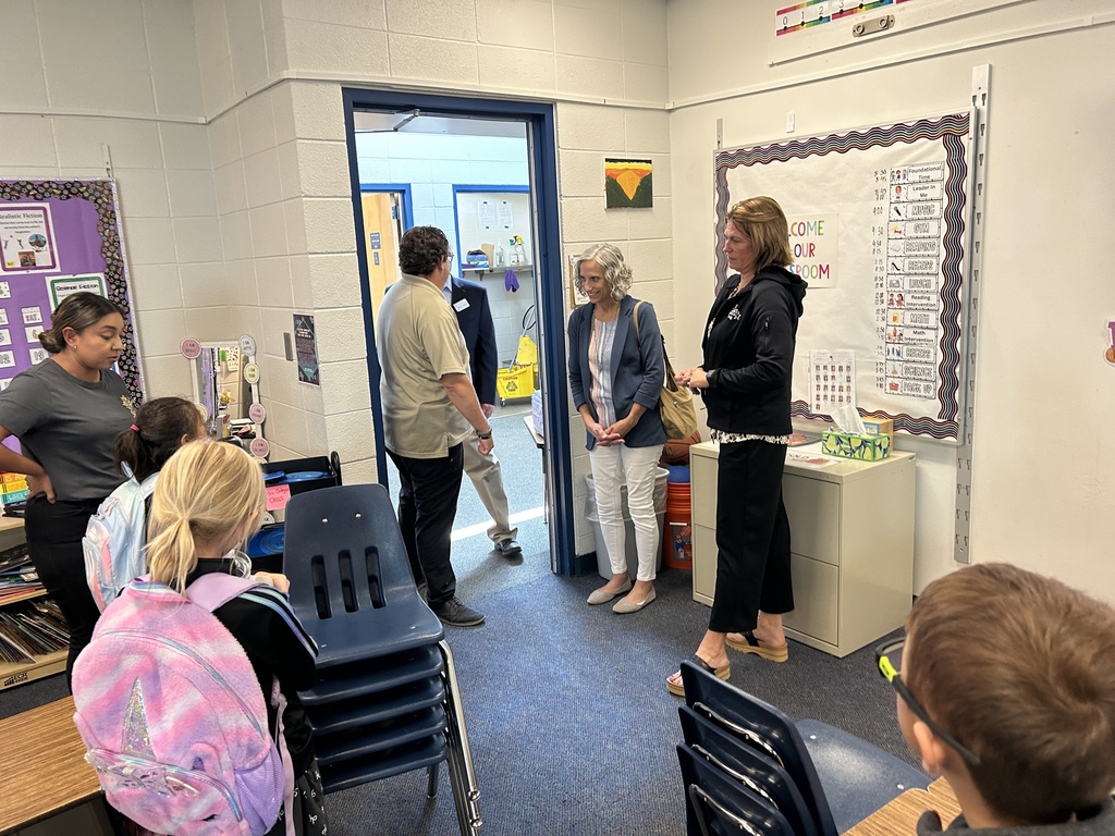 Cathy Hopkins visit to district 