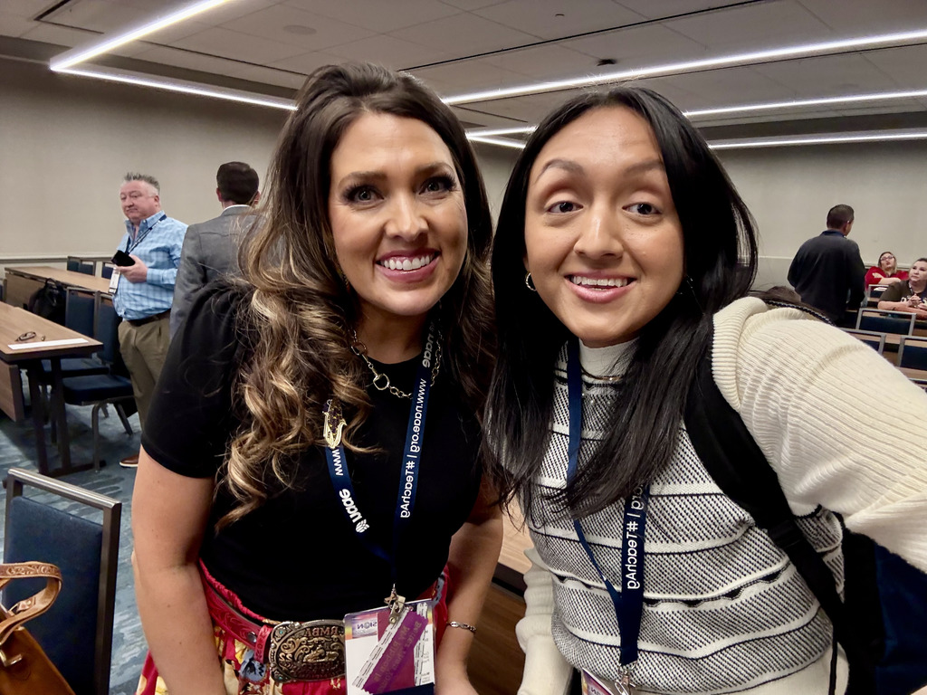 Lori Hoppe and fellow ag teacher from North Carolina pose together for a selfie.