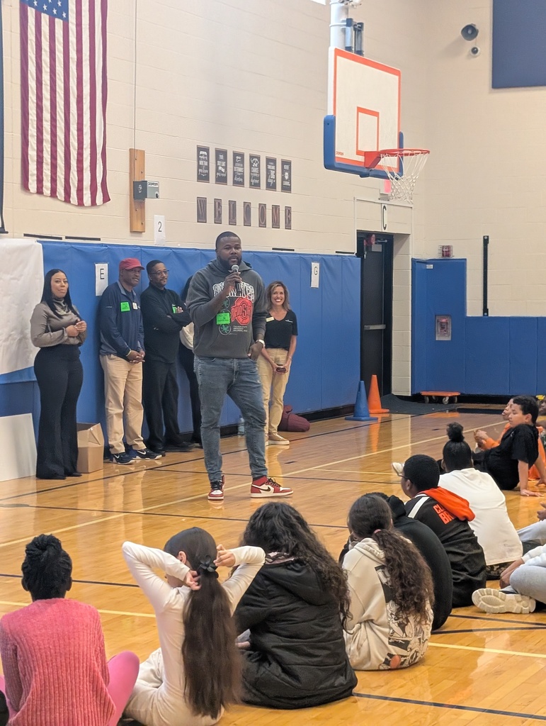 Cardale Jones @ Maple Leaf to discuss the importance of attendance and effort in school
