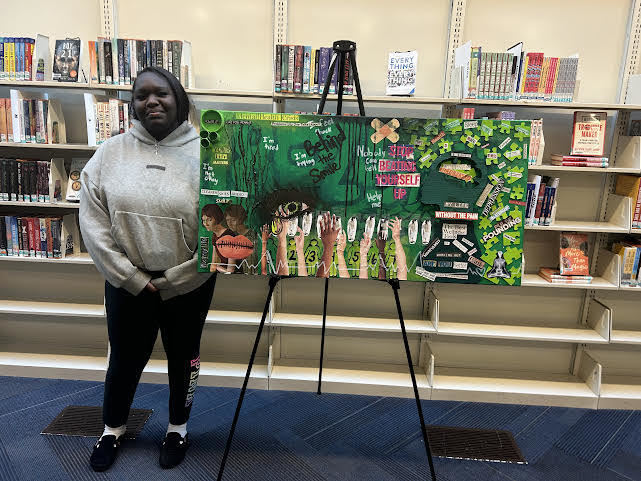 GHHS ART SHOW PHOTOS AT LIBRARY