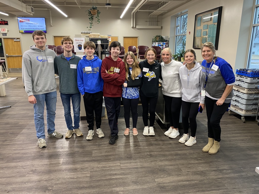 NHS and MS Student Council serve at The Banquet