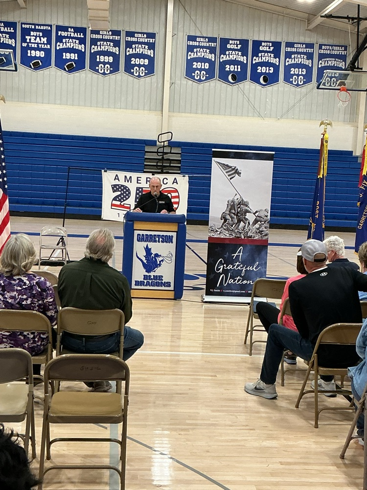 Bob Bennett introduces V.J. Smith