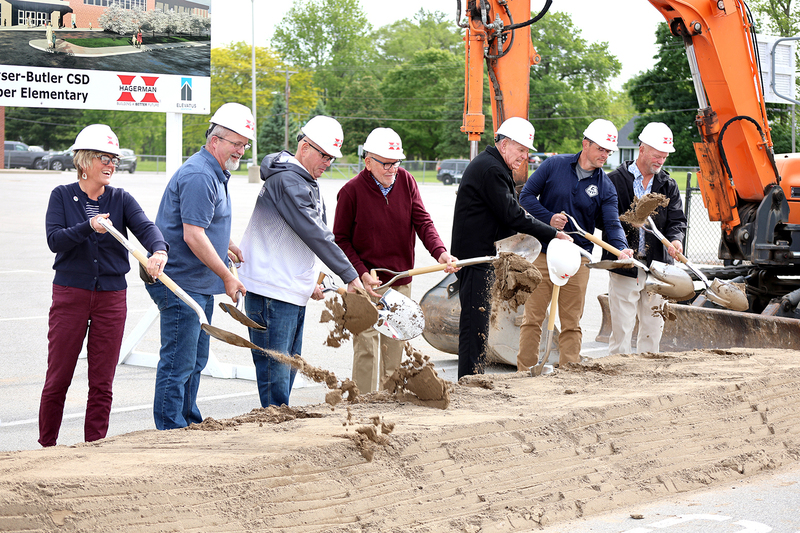 JE Ober Groundbreaking: School Board and the School Corporation Board (L-R): Dottie Fuentes, Mark Thrush, Brent Weller, Jerry Weller, Ron Dicke, Luke Ice and Terry Yarde.