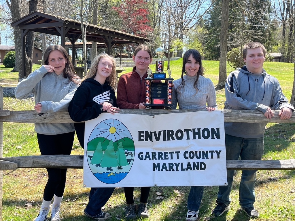 SGHS students pose with their trophy and Envirothon banner.