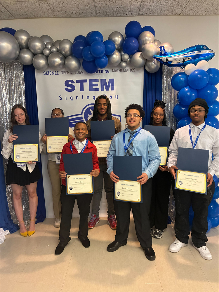 Boeing-signing-day-2026