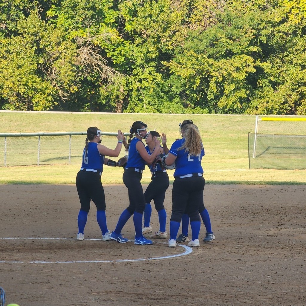 Varsity Softball fell to Van-Far, 6-14.