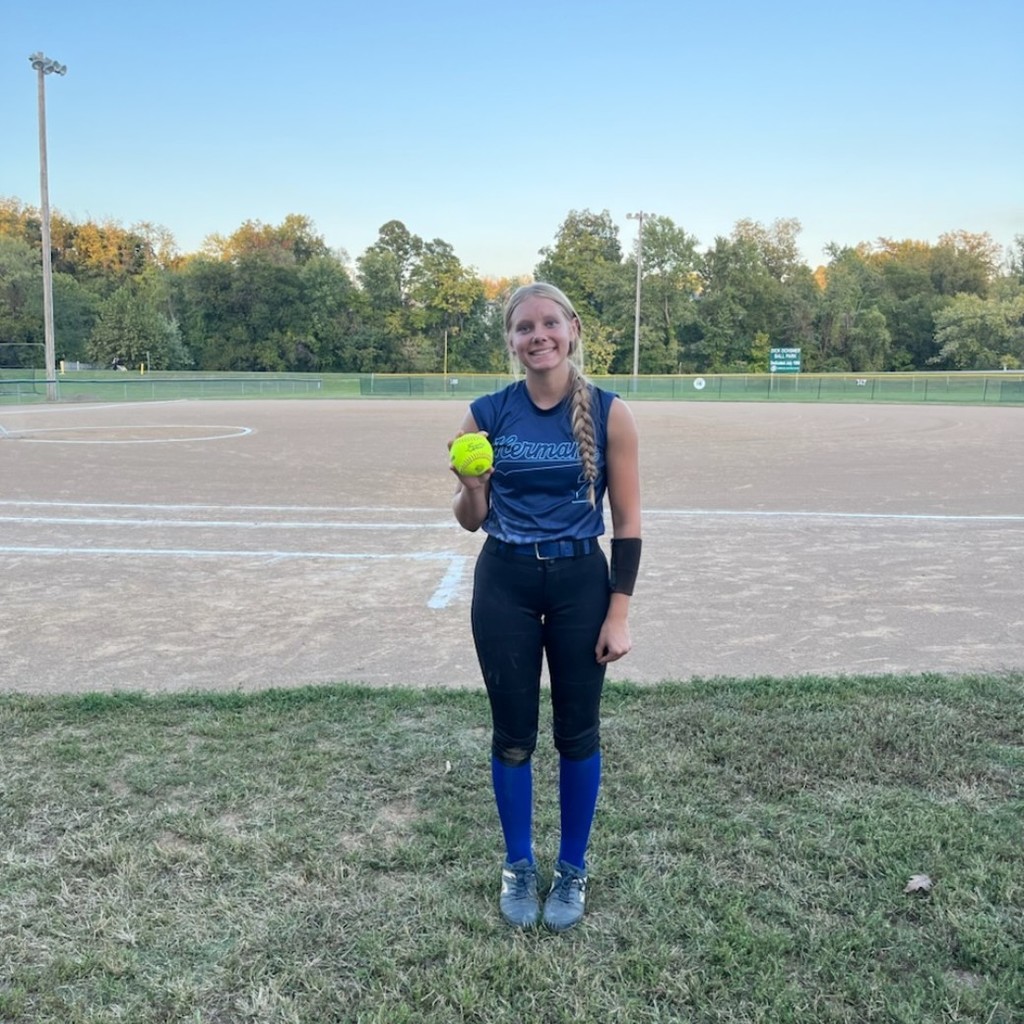 Varsity Softball highlight: Delilah Nobel hit her 3rd home run of the season, which was also a grand slam!!