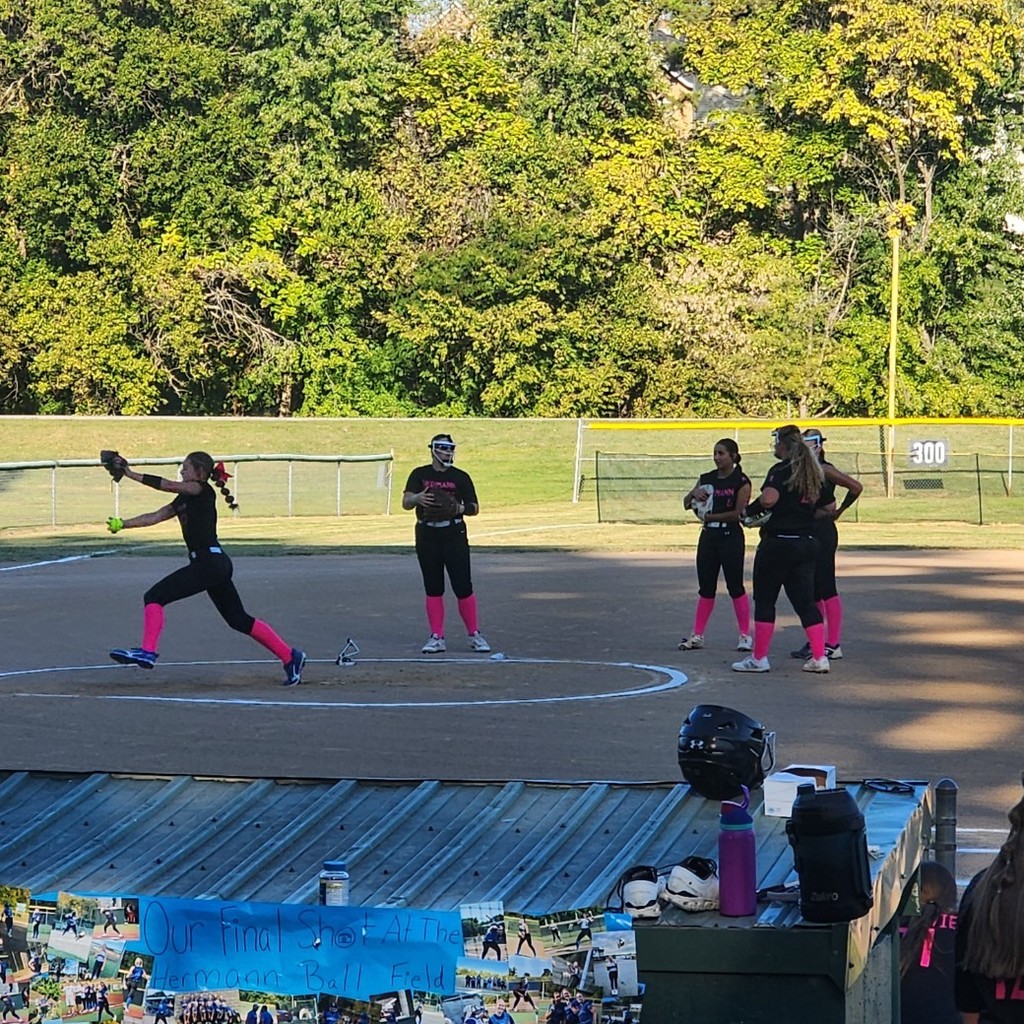 Varsity Softball Final, Hermann 0, New Bloomfield 14