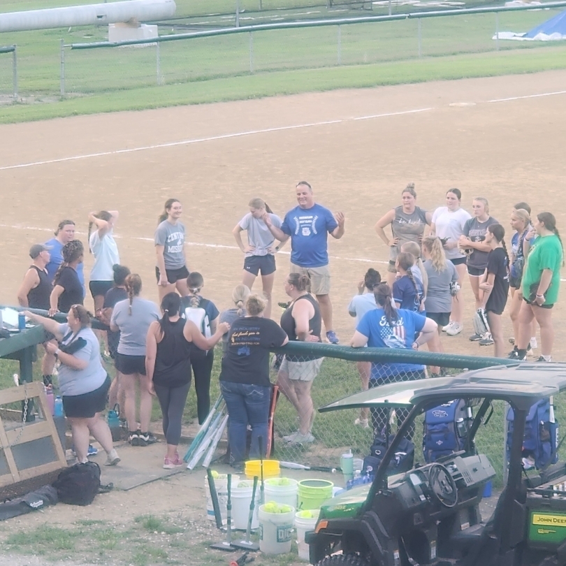 Hermann High School Softball Alumni Night was a success, with a great game played! Thank you to all the alumni and current players for attending and playing and to all other fans who supported the evening!
