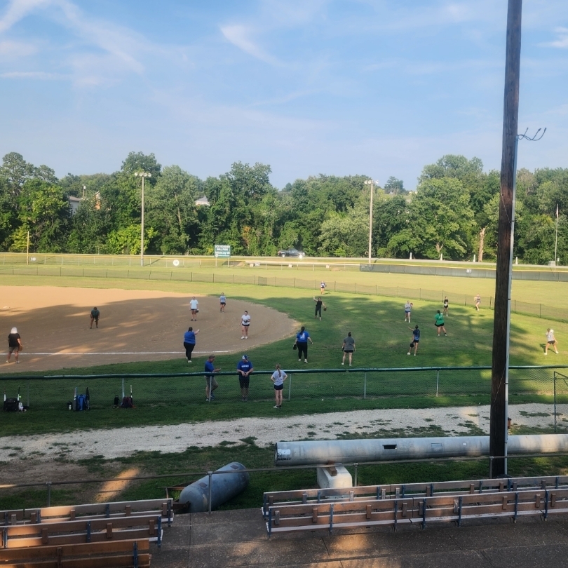 Hermann High School Softball Alumni Night was a success, with a great game played! Thank you to all the alumni and current players for attending and playing and to all other fans who supported the evening!