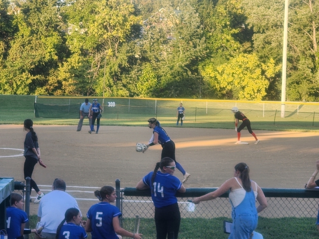 Hermann Bearcats Softball falls to Community R6, 11-18. Isabelle Brown hit her 1st Homerun!