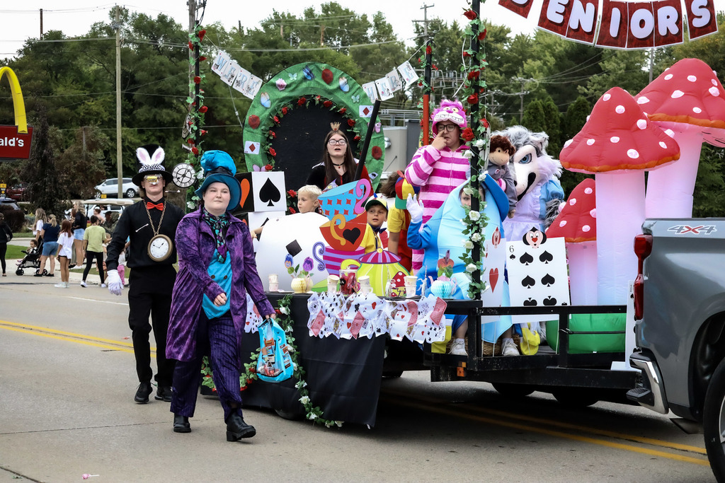 senior float