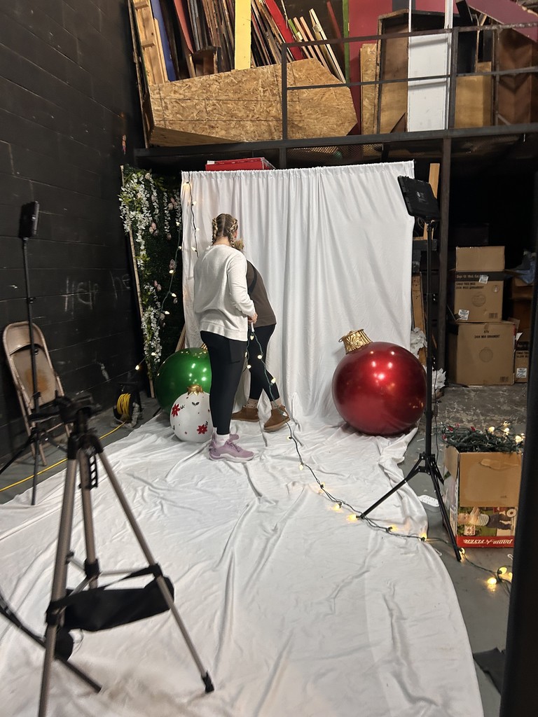 Holiday Mini Session sign ups for Genesee High School