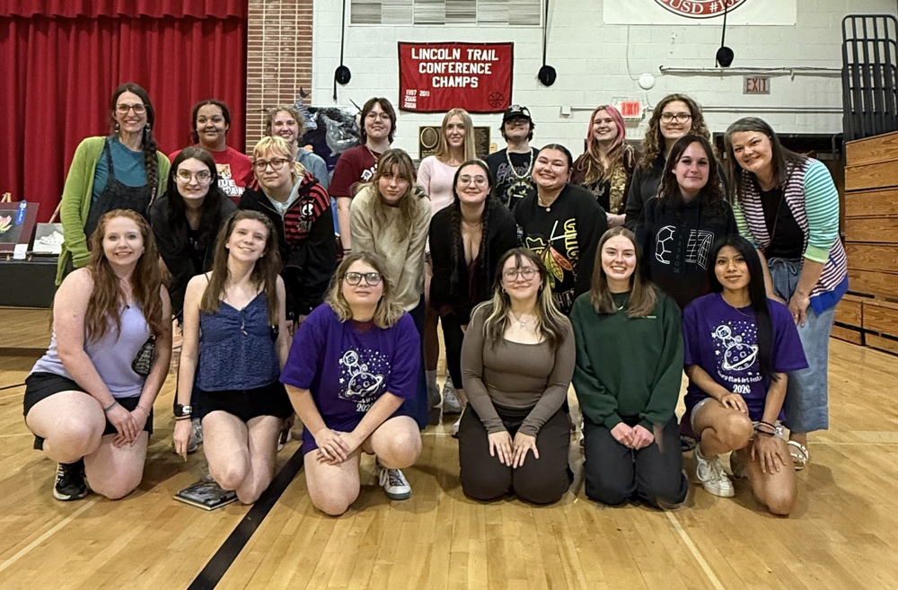 GHS art students win 27 awards, earn best of show at regional competition