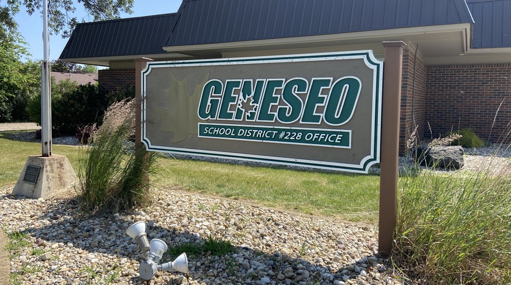 Three Geneseo schools earn Exemplary status from ISBE