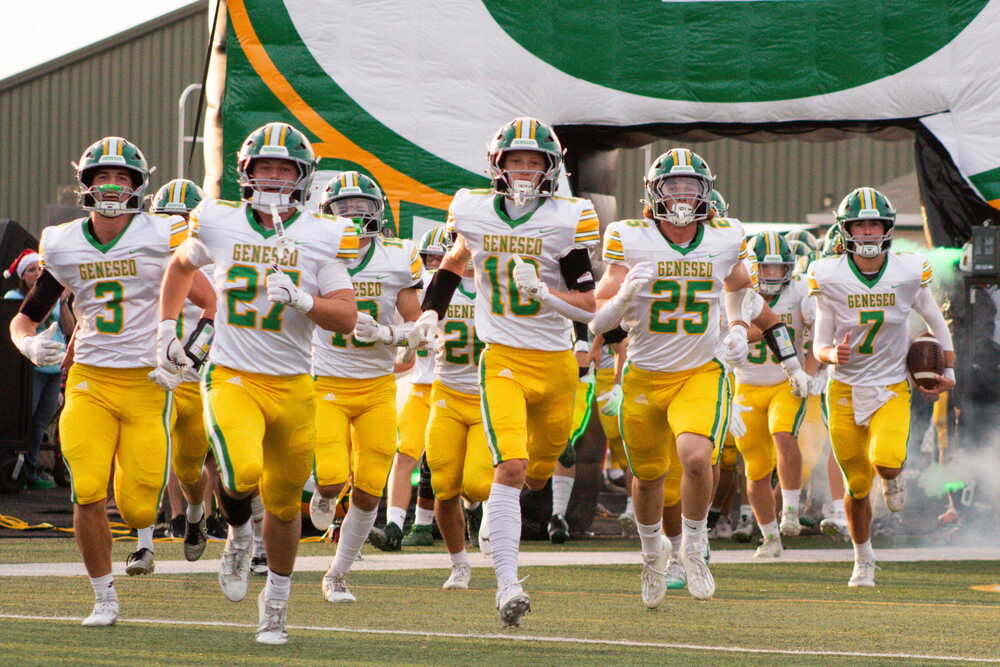 Playoff football returns to Geneseo as Green Machine hosts North Chicago