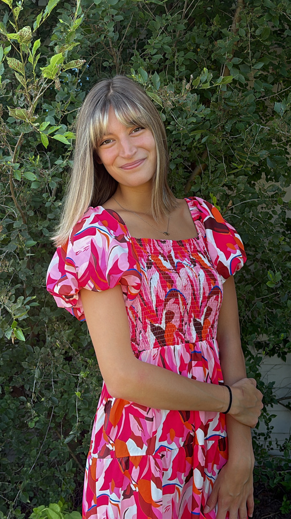 Please join us in welcoming Melody Parkinson, our new 4th grade teacher at Southwest Elementary.