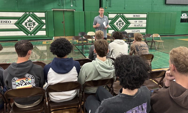 Munda's vision: A tough, connected Geneseo basketball program