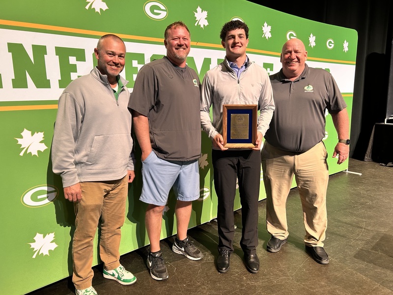Geneseo’s Weinzierl wins prestigious Don Morris Award