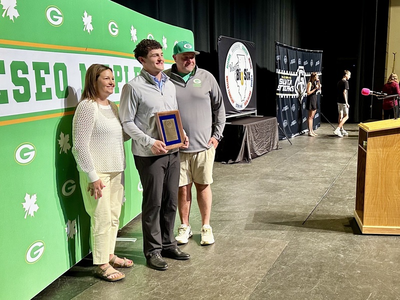Geneseo’s Weinzierl wins prestigious Don Morris Award