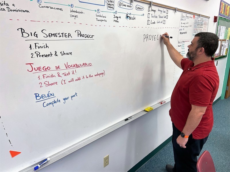 Reyes offers GMS students an international perspective Reyes offers GMS students an international perspective