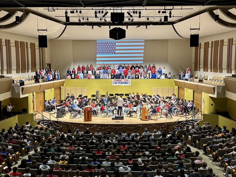 GHS honors local vets at Veterans Day assembly GHS honors local vets at Veterans Day assembly