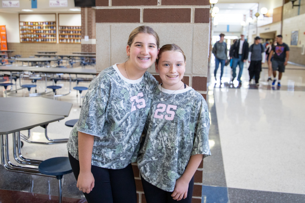 students twin day