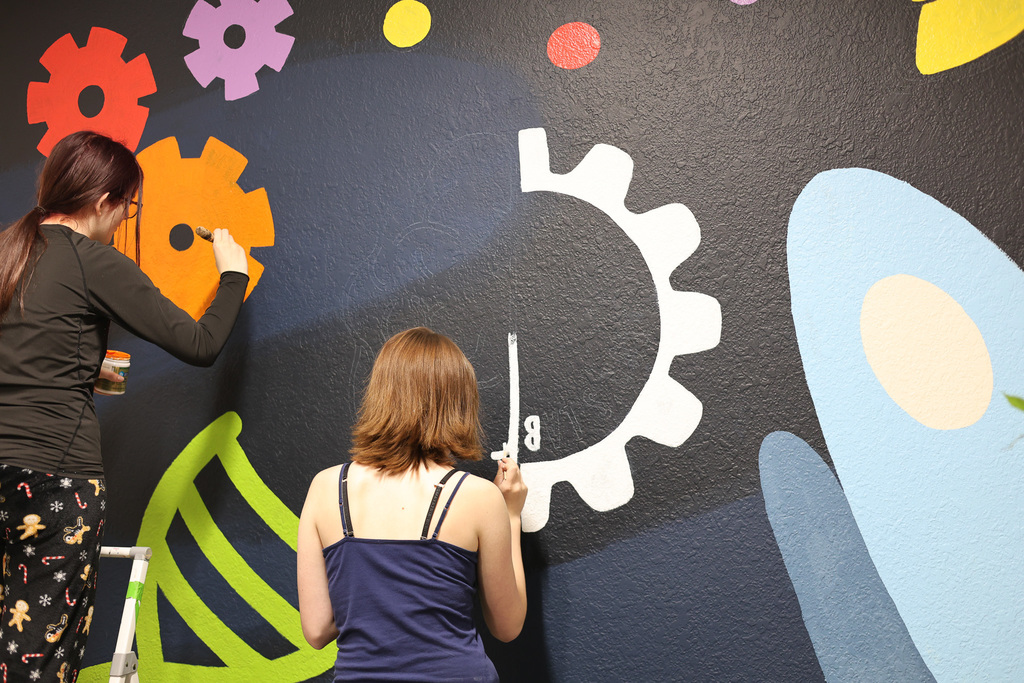 mural for inventors lab