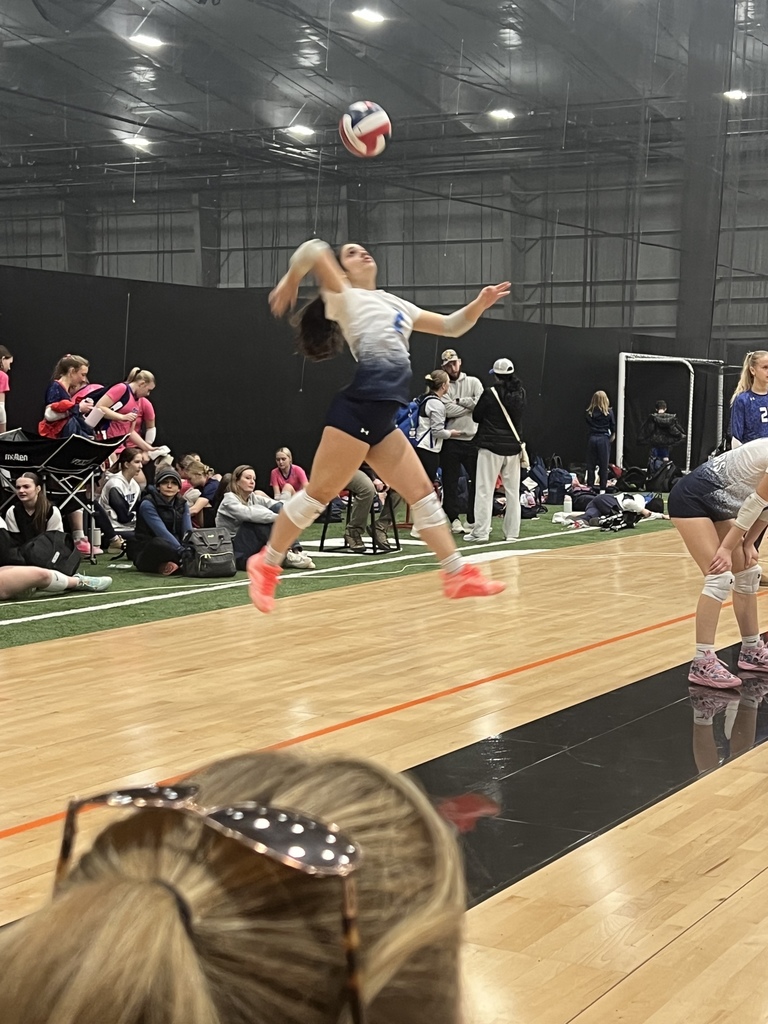 Avalyn Jump Serving 2