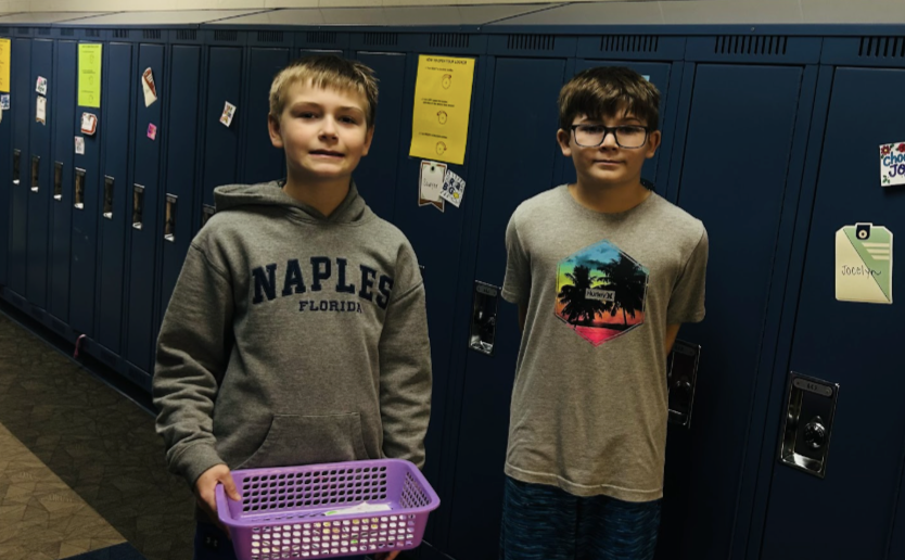 4/5 students sharing kind messages