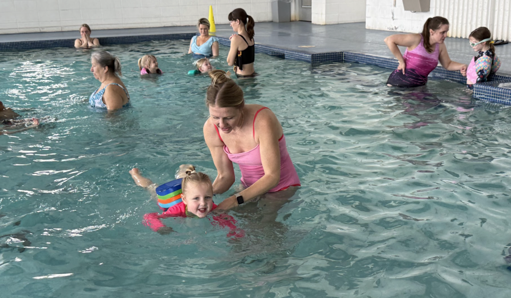 Students Swimming at YMCA 8