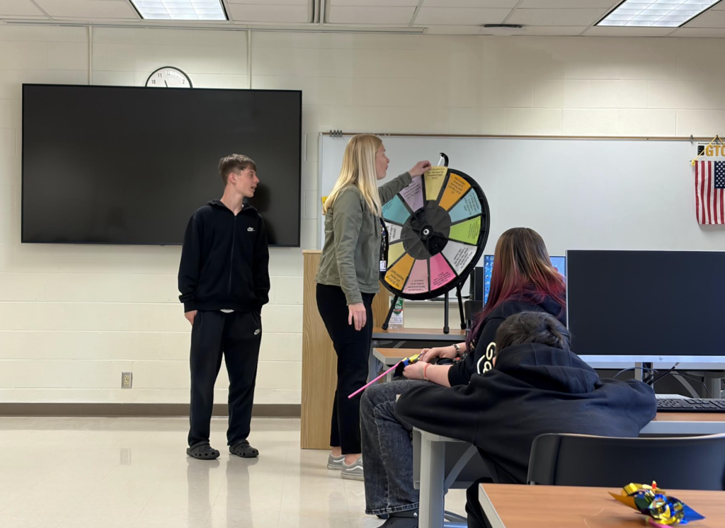 Student hands on experience 3 at a station at Gateway Technical's Middle School Expo