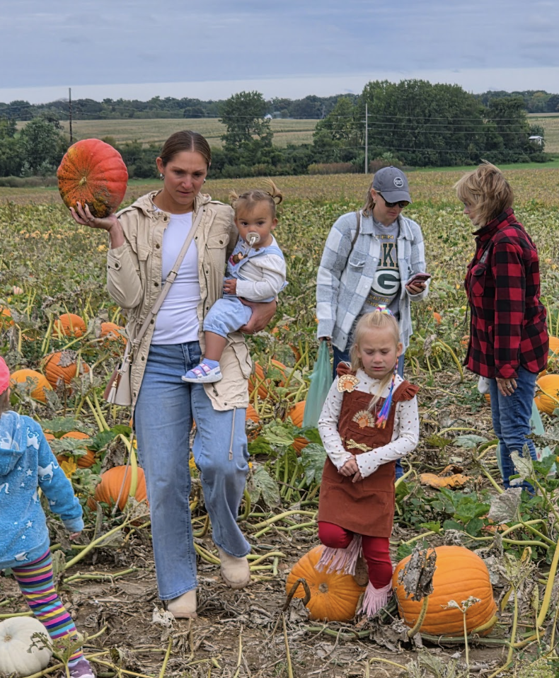 4K Families at Pearce's Farm Stand 4