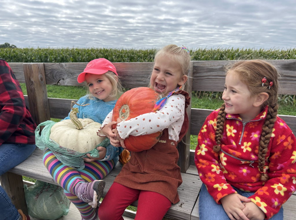4K Families at Pearce's Farm Stand 5
