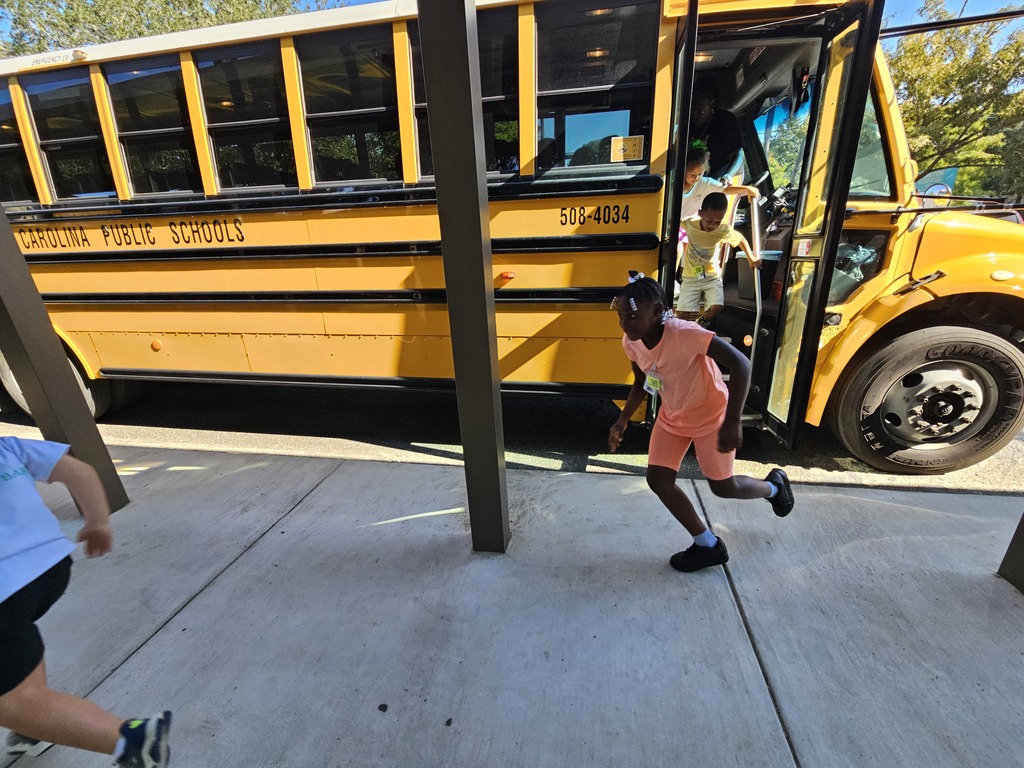 students exiting the bus