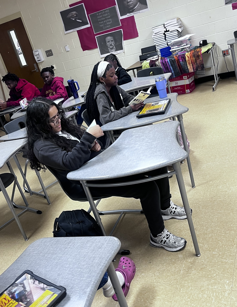 Carvers Bay Middle students are reading during the Read Across Georgetown Day.