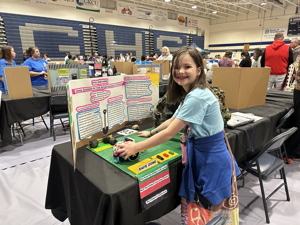 Alice with her project.