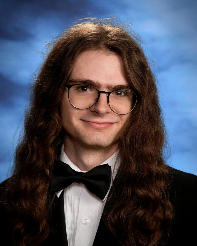 Congratulations to Branton Ciuffetelli on receiving the prestigious Teaching Fellows Award at Charleston Southern University.  This is an incredible achievement that reflects your dedication and passion for becoming a music teacher.  Your commitment to the education profession is seen through all of your hard work and dedication in Teacher Cadet and the GHS Music programs.  We are so proud of you, and we know that the future of education is better because students like you! Congratulations Branton, we are so proud of you!