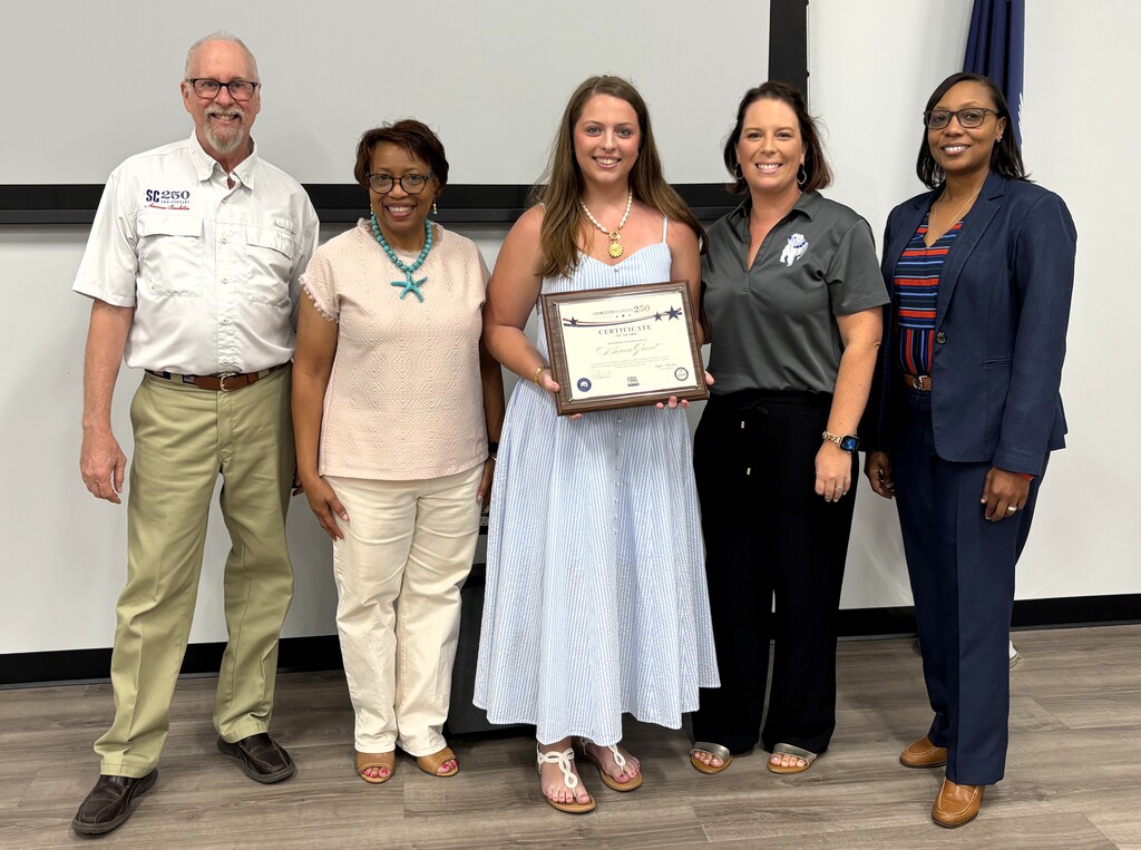 We are incredibly proud of our students who were recognized in the Georgetown County Friends of the Georgetown Library Time Capsule Essay Contest, celebrating our nation's 250th Anniversary! A special congratulations to Mikalyn Holmes for earning 1st Place with her outstanding essay! We also want to recognize Cindy Vazquez Manzo and Bevin Grant for their exceptional work and for being honored in this year's contest. #BulldogPride #GHSBulldogs #GeorgetownLibrary #FriendsoftheLibrary
