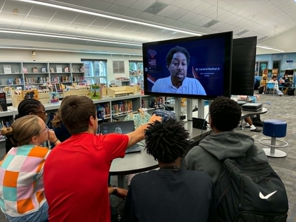 BIG BLUE LEADERS IN THE MAKING! 💙🐾 Today, Georgetown Middle School student-athletes had the opportunity to participate in the South Carolina High School League (SCHSL) Student Leadership Course! This free leadership course is designed for student-athletes in grades 9–12 who are serving as fall team captains or are interested in becoming future leaders. We are proud to celebrate our GMS student-athletes who were selected by Coach Barron to take part in this leadership opportunity. Their selection is a reflection of their character, commitment, teamwork, and potential to lead both on and off the field. Congratulations, Bulldogs! 🐾💙