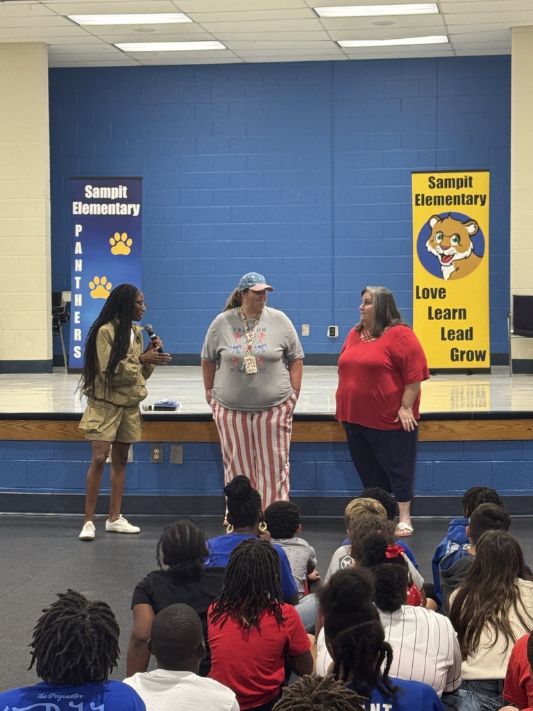 Melissa Jefferson-Wooden visits SES