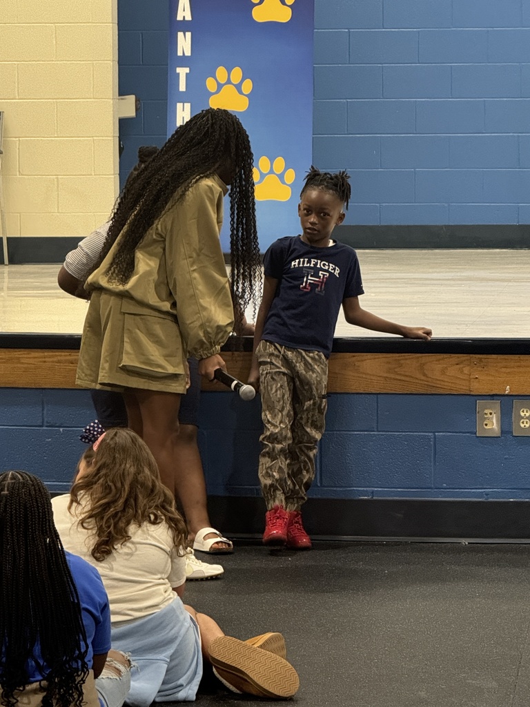 Melissa Jefferson-Wooden visits SES
