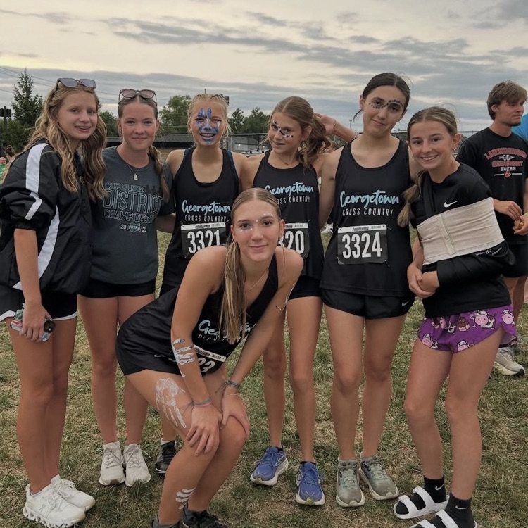 Our high school cross country teams traveled to Centerville last night for the annual Saturday Night Lights event! 