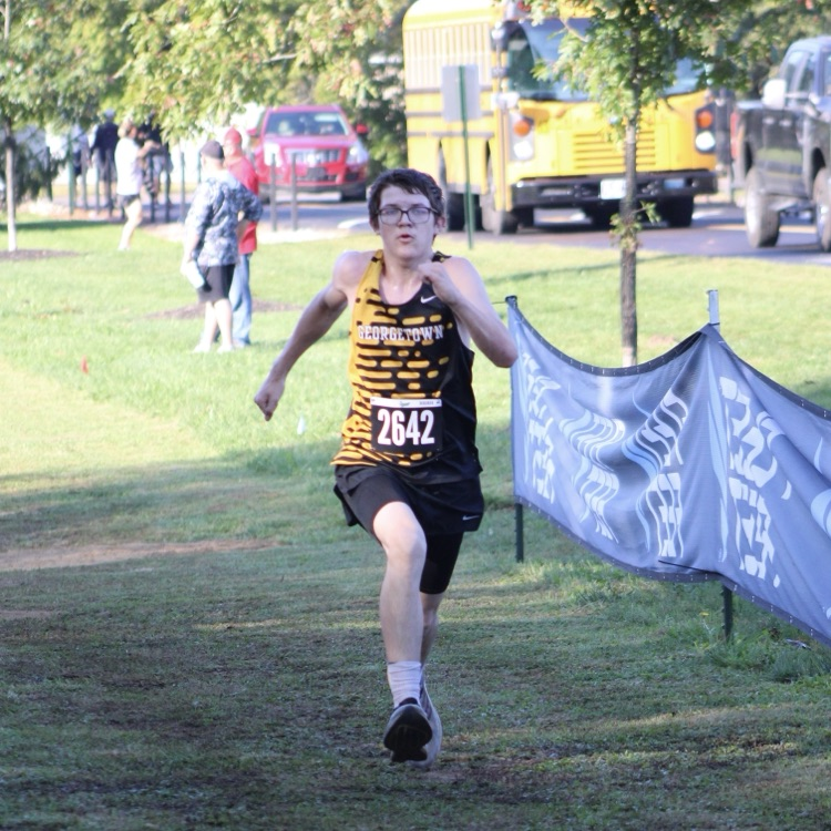 The Milford XC Invitational was a blast this morning! 🏅Shoutout to all of our athletes for running hard this morning!